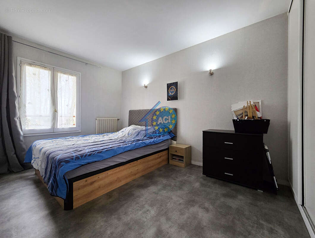 Appartement à MANTES-LA-JOLIE