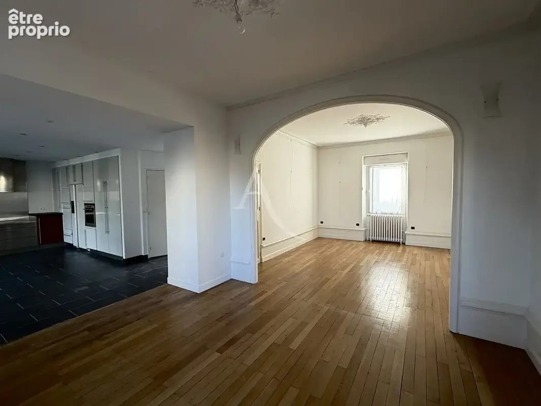 Nantes Canclaux Charmante maison familiale de 8 pièces avec terrasse, jardin et garage - photo 6