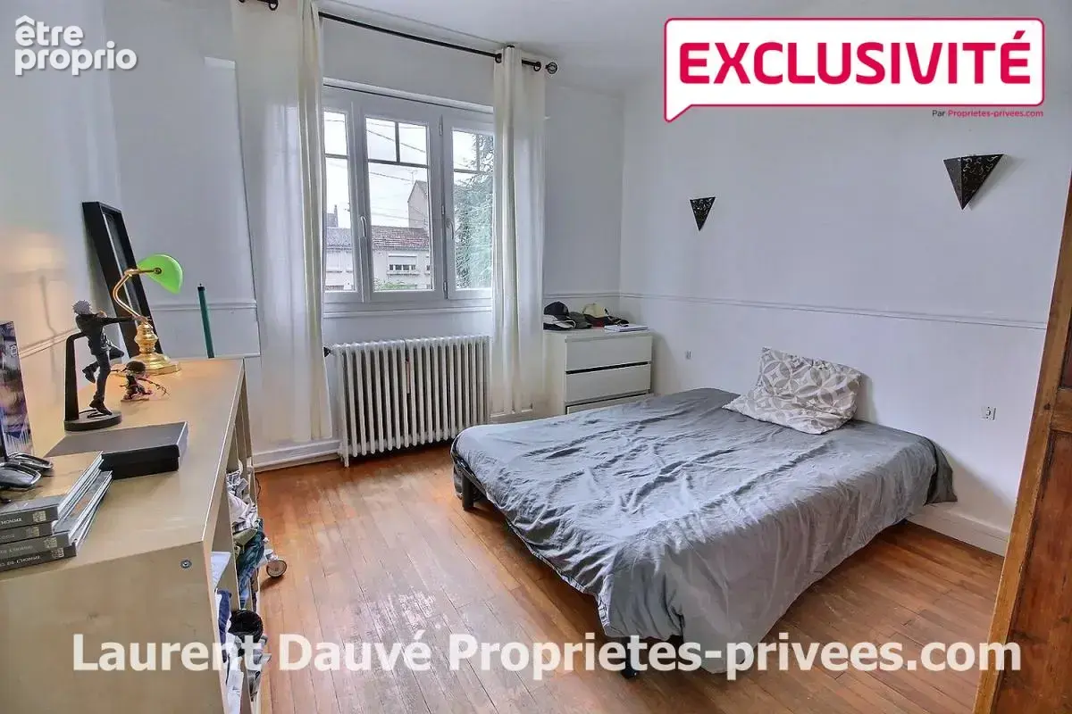 45750 ST PRYVE ST MESMIN - Maison 4 chambres et bureau sur s/sol total - Garage - photo 4