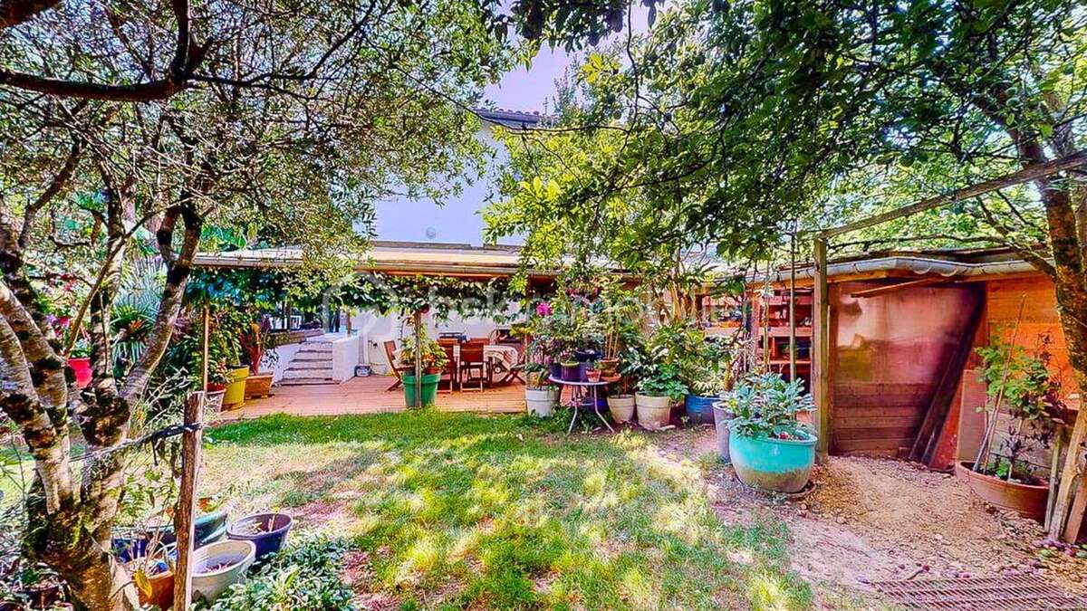 Maison mitoyenne avec piscine chauffée-Au calme, sans vis à vis avec jardin paysagé - photo 11