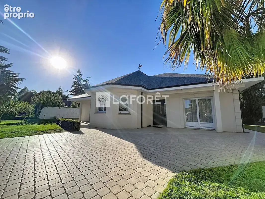 Maison aux Essarts - Grand Couronne 6 pièces145 m2 - photo 2