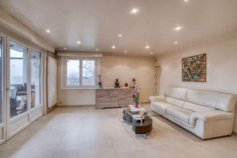 Appartement à CLUSES