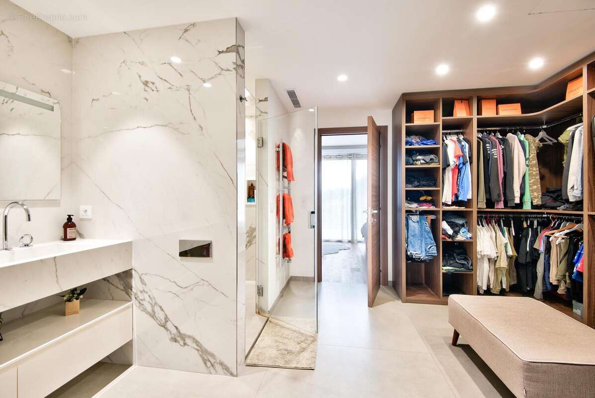 Maison à TOURRETTE-LEVENS