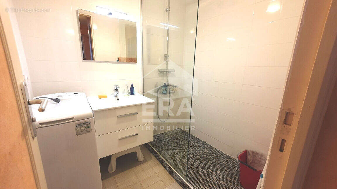 Appartement à SAINT-MAUR-DES-FOSSES