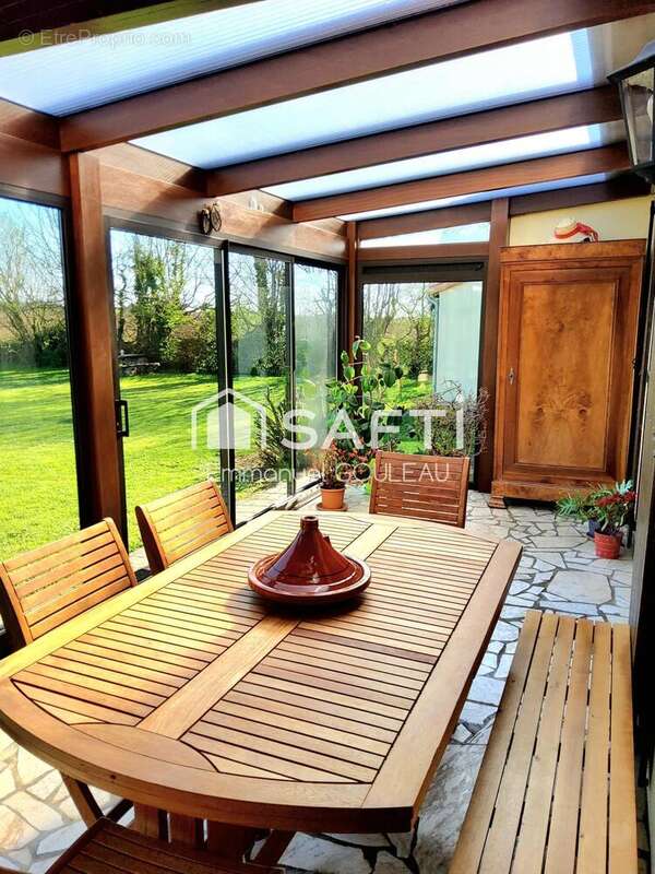 Photo 9 - Maison à VOUILLE