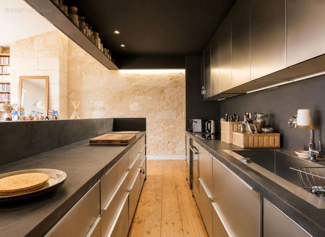 Vente T4 92m2 BORDEAUX (33800) - photo 3