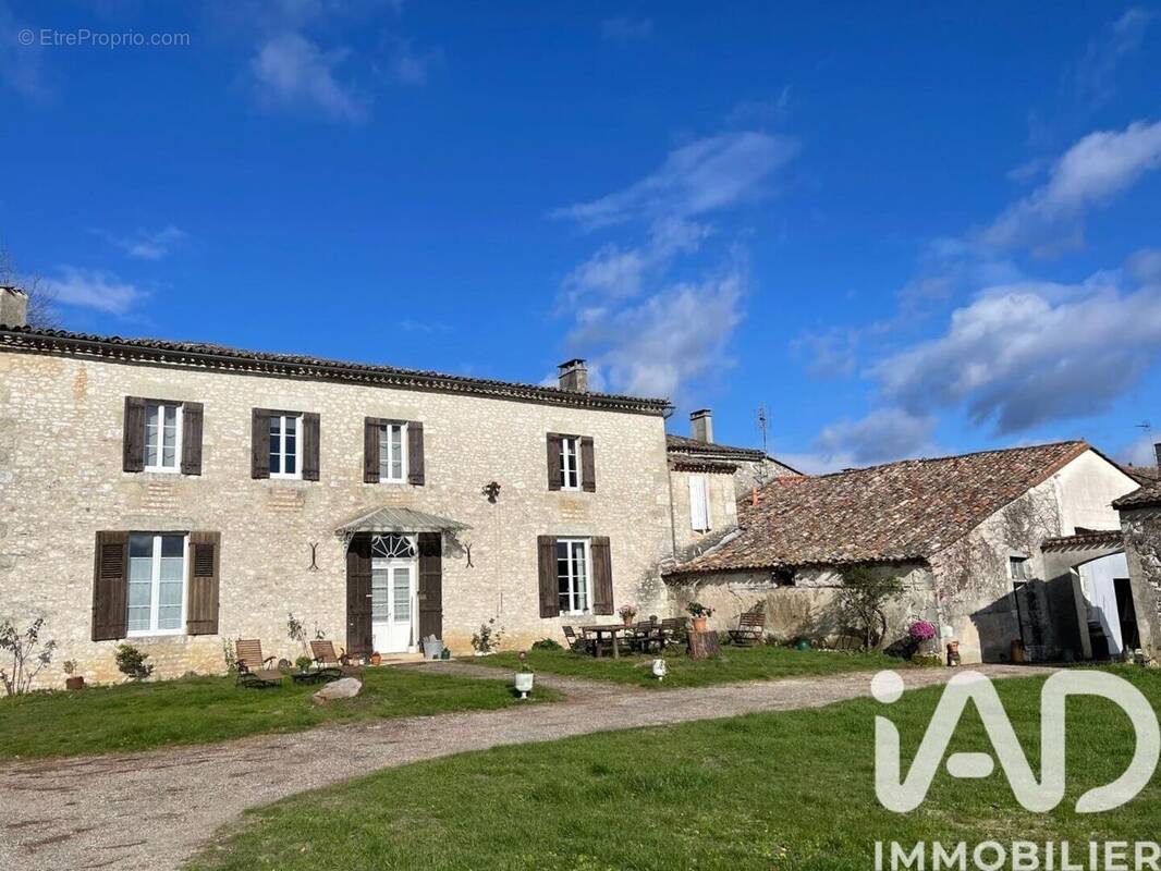 Photo 1 - Maison à PINEUILH