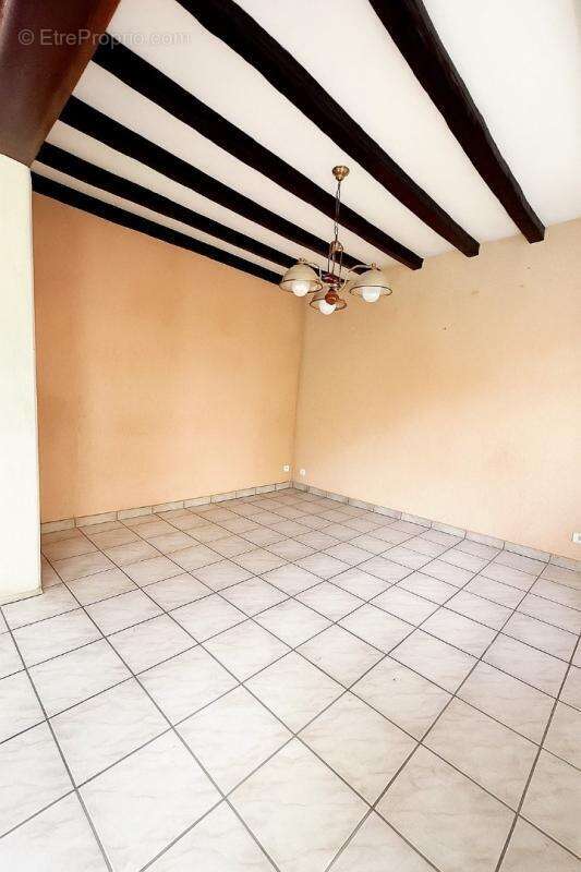 Maison à NOISY-SUR-ECOLE