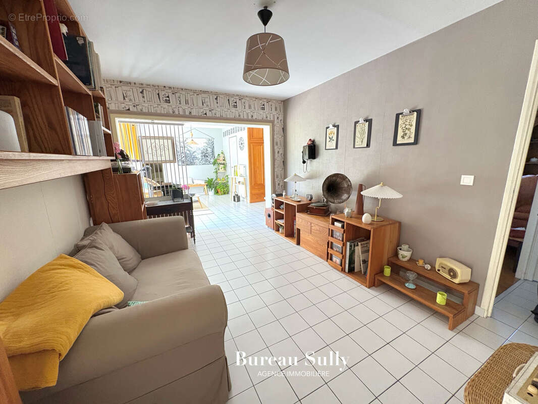 Maison à CHATILLON-SUR-CHALARONNE