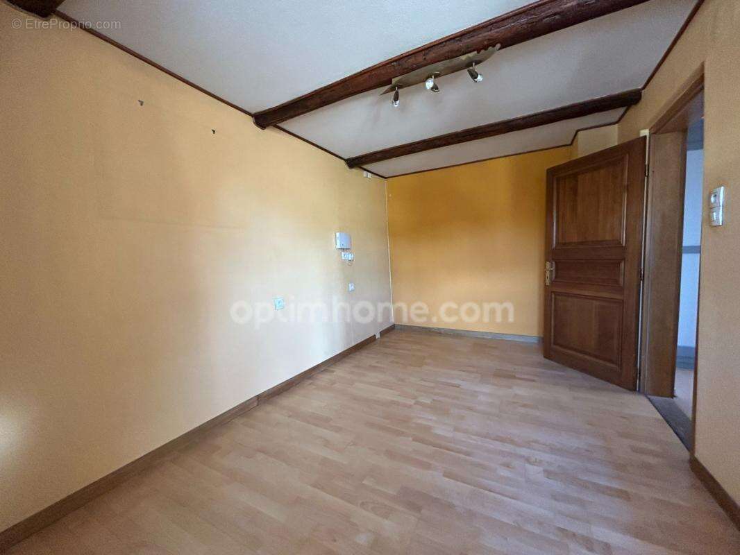UFFHEIM, Magnifique maison alsacienne, 159.50m², 4chambres, climatisation, panneaux solaires. Beaucoup de cachet et de charmes - photo 13