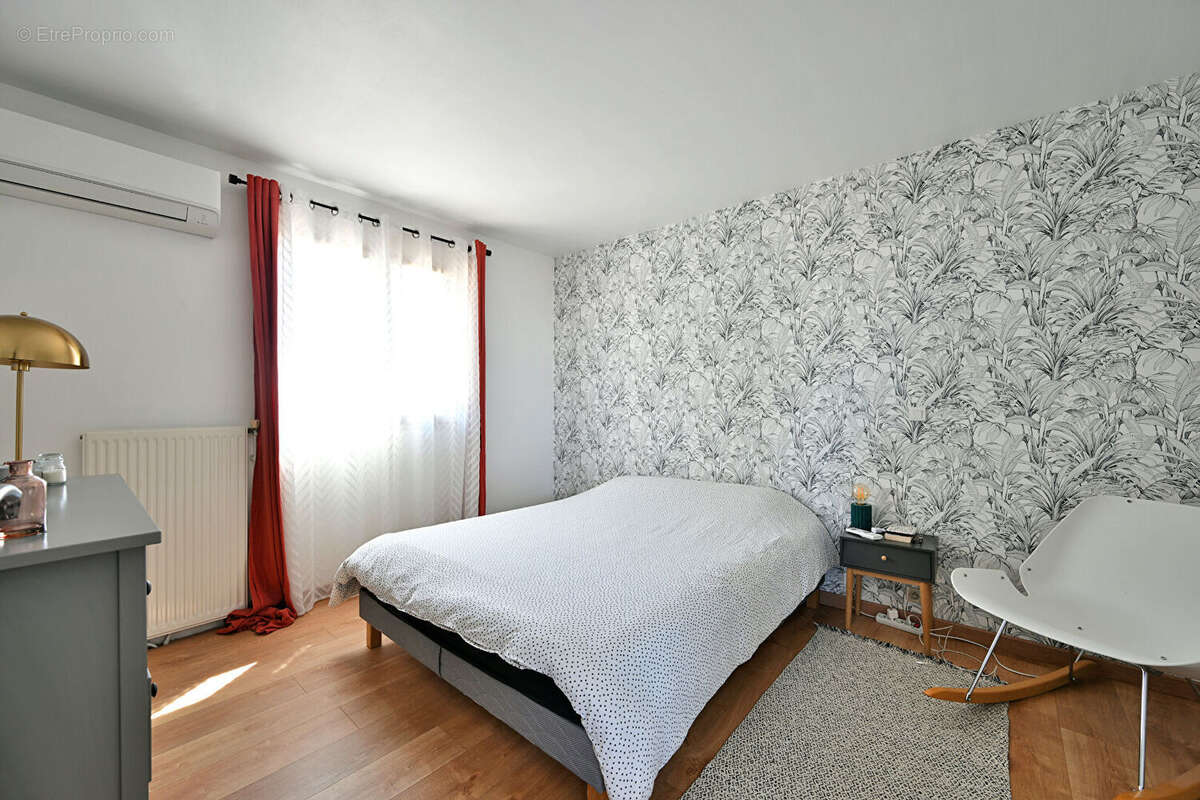 Maison à MILHAUD