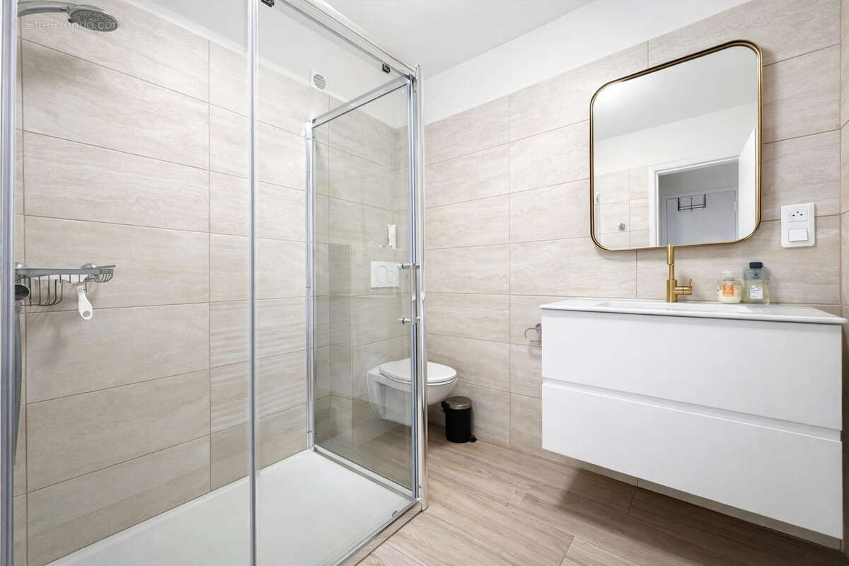 Appartement à ROQUEBRUNE-CAP-MARTIN