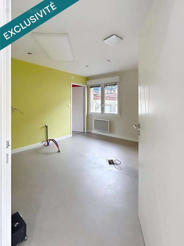 Photo 5 - Commerce à RUPT-SUR-MOSELLE