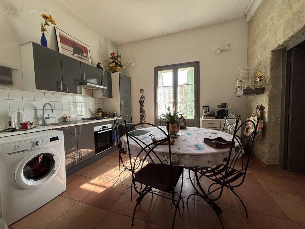 Appartement à UZES