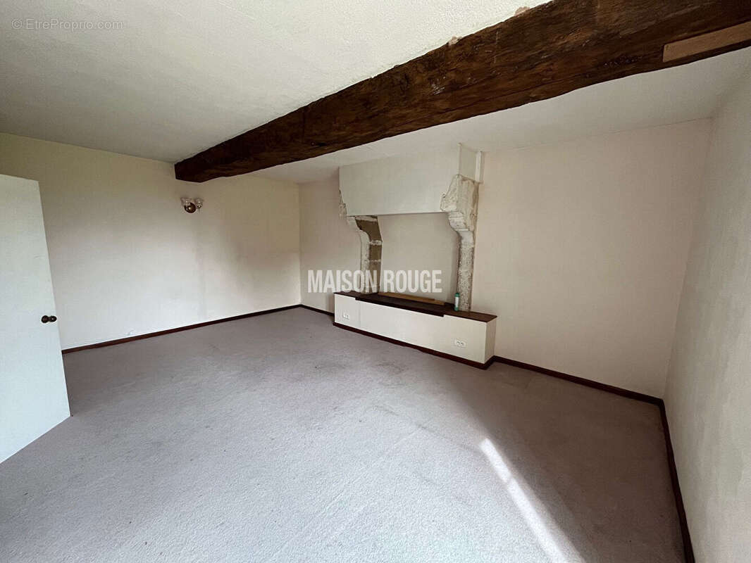 Maison à JUGON-LES-LACS