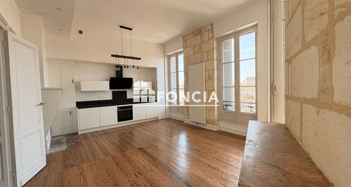 Appartement à BORDEAUX
