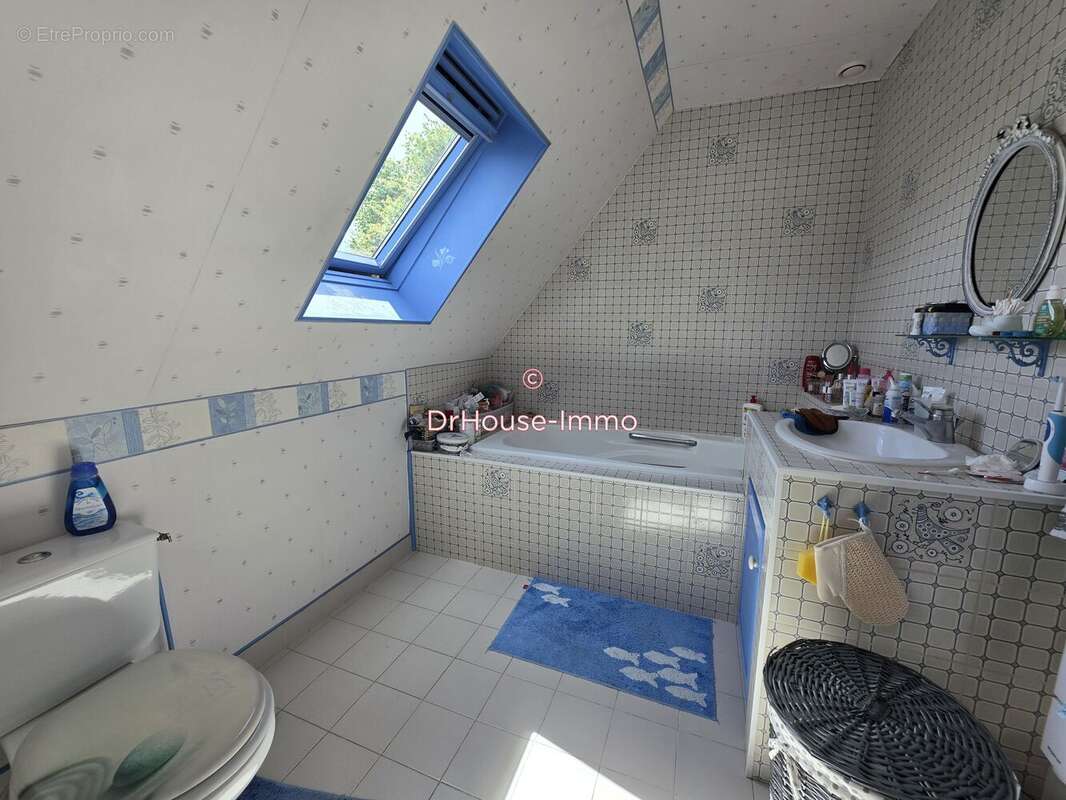 Maison 5 pièces 99 m² à vendre à Rouxmesnil-Bouteilles (76370) - photo 14