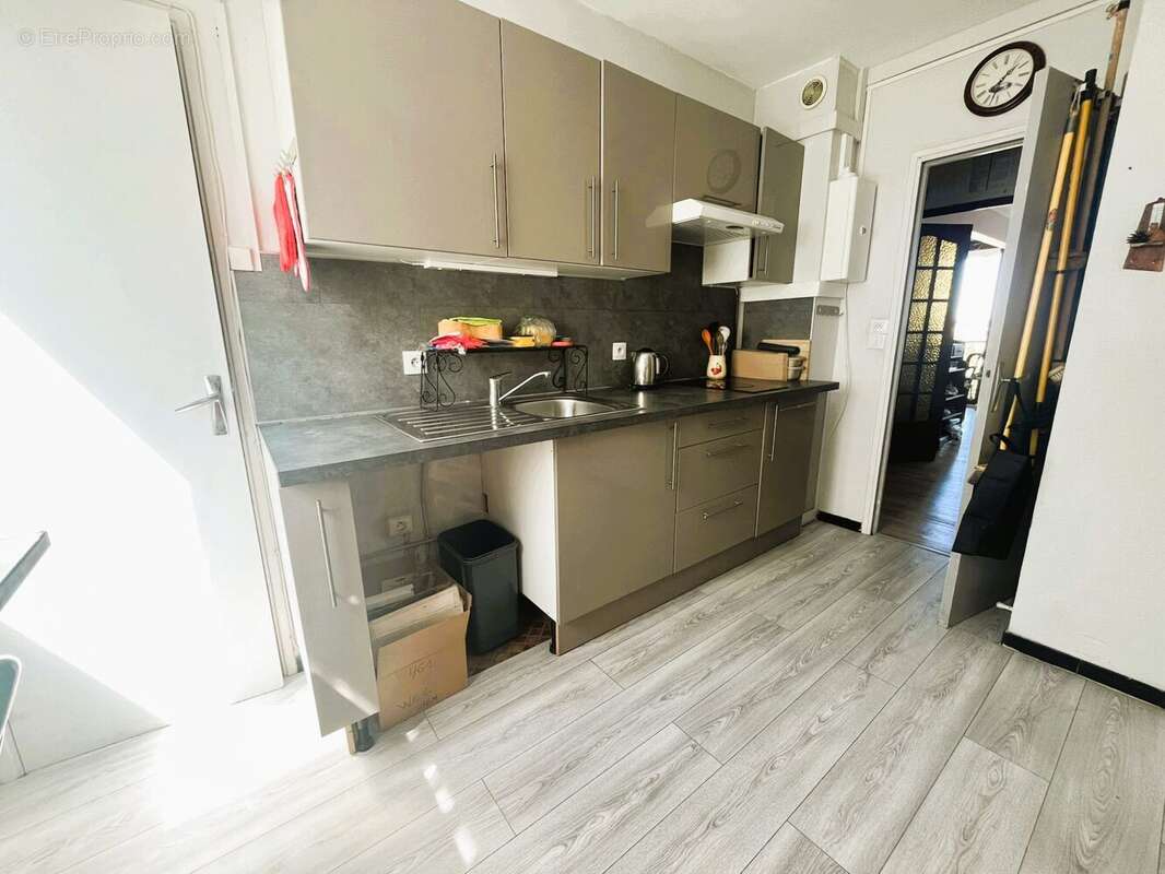 Appartement à FONTENAY-LE-FLEURY