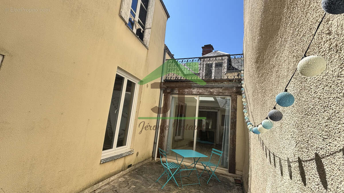 Maison à CHATEAUDUN
