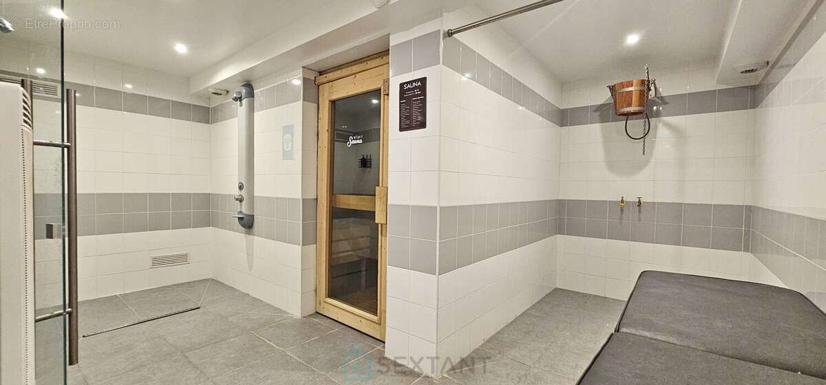 Bâtiment commercial d'exception  Deux niveaux  Prestations haut de gamme - photo 6