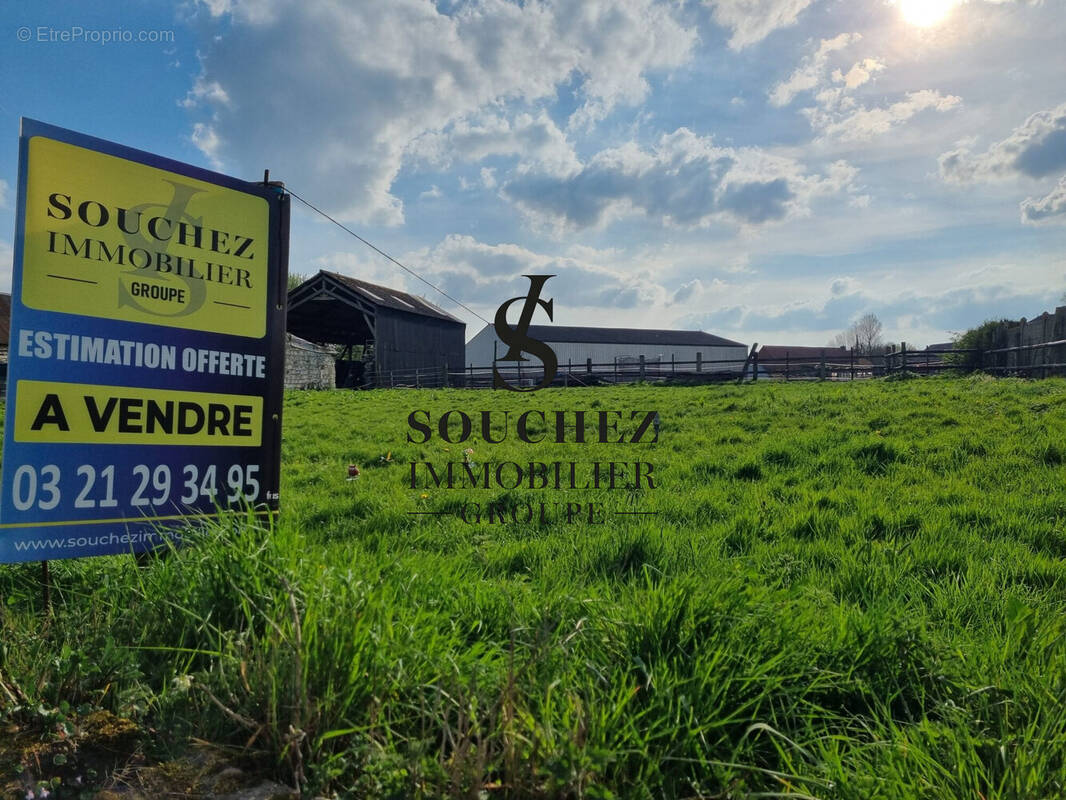 Terrain à GOUY-SERVINS