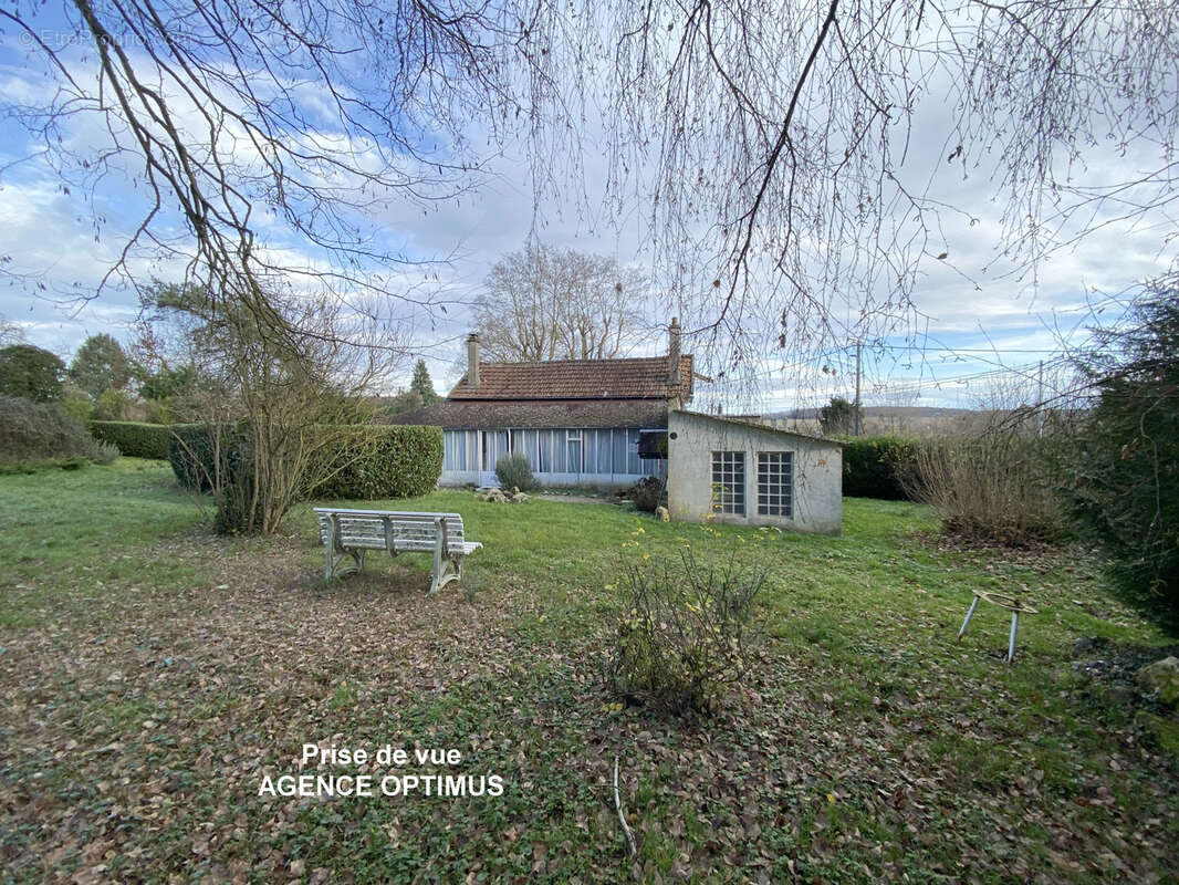 VIAGER occupé - Personne de 91 ans - Villeneuve la Guyard - Bouquet : 21000€ - Rente mensuelle : 467 € - photo 2