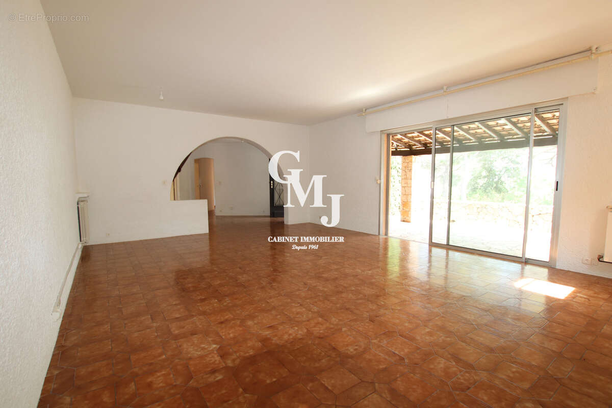 Maison à SAINT-RAPHAEL