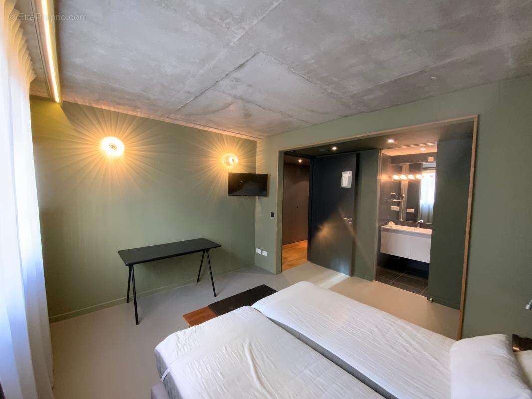 Rare croix rousse - immeuble 2013 a vendre - photo 9