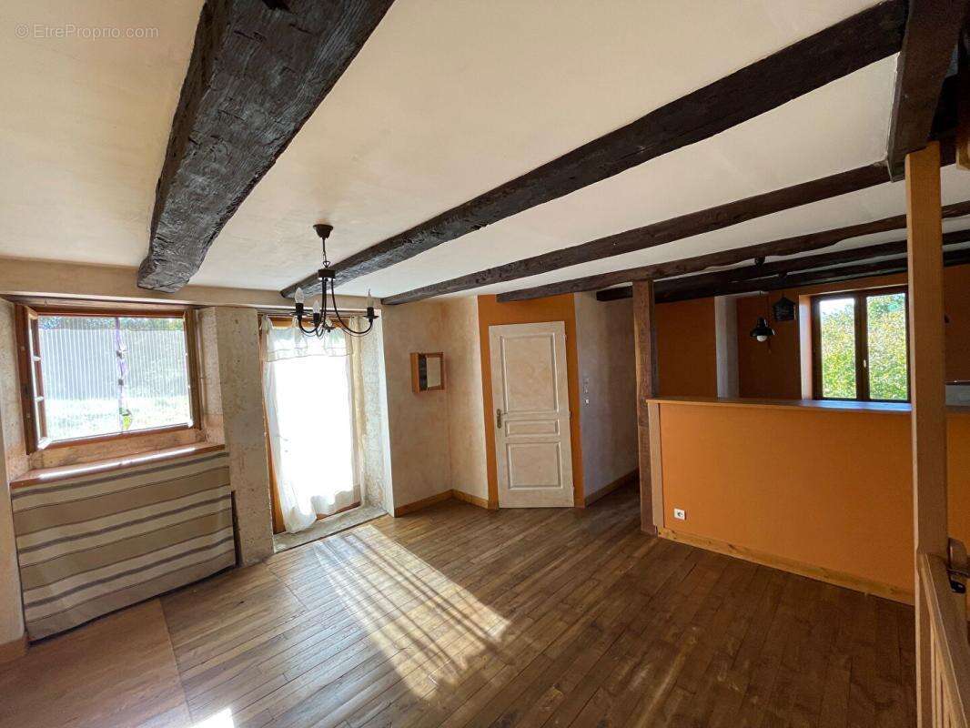 Maison en pierre  4 pièce(s) 88 m2 - photo 5