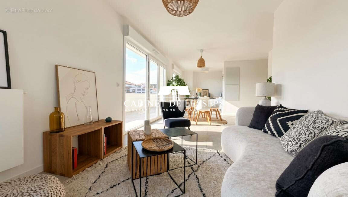 Appartement à CIBOURE