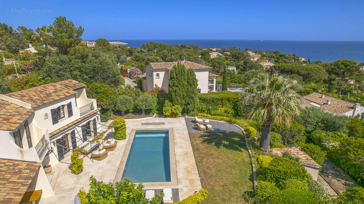 Appartement à FREJUS