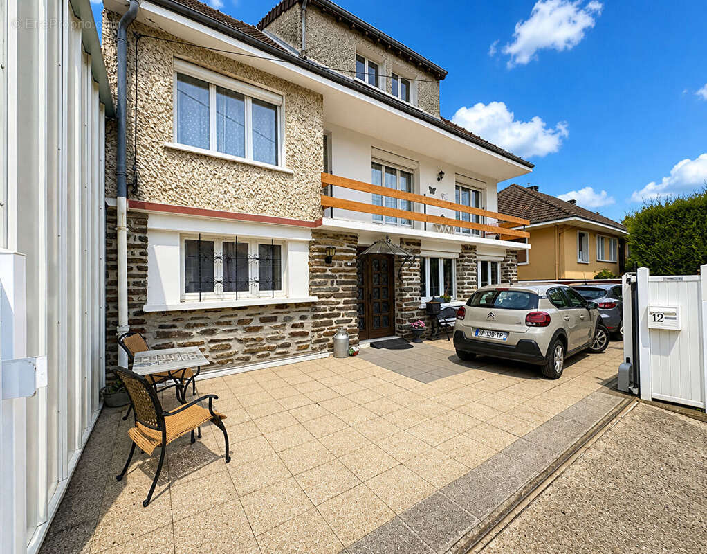 Maison 7 pièce(s) 184 m² - charleville-mézières - photo 12