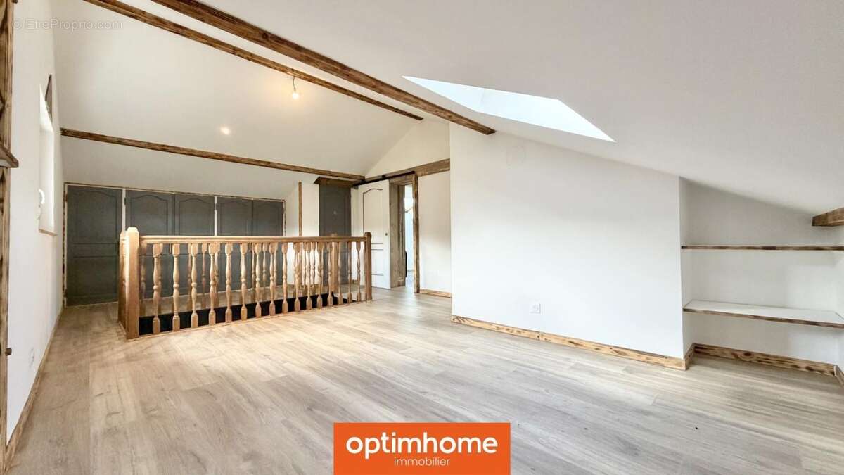 Maison rénovée 2024 – 126 m² – 3 chambres (4e possible) - 2 salles de bain – Calme absolu – Vue nature – Proche Remiremont - photo 13