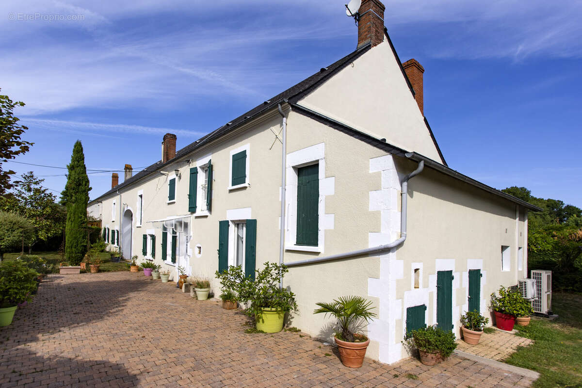 Maison à CREZANCY-EN-SANCERRE