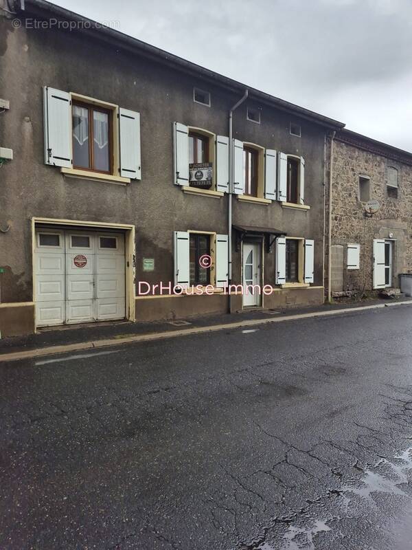 Maison à MONTFAUCON-EN-VELAY