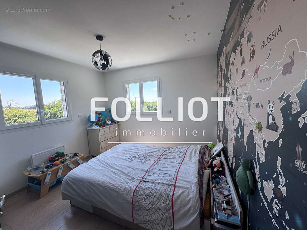 Entre mer & terre, maison spacieuse à vendre à Gratot avec vie de plain pied - Un véritable havre de paix ! - photo 9