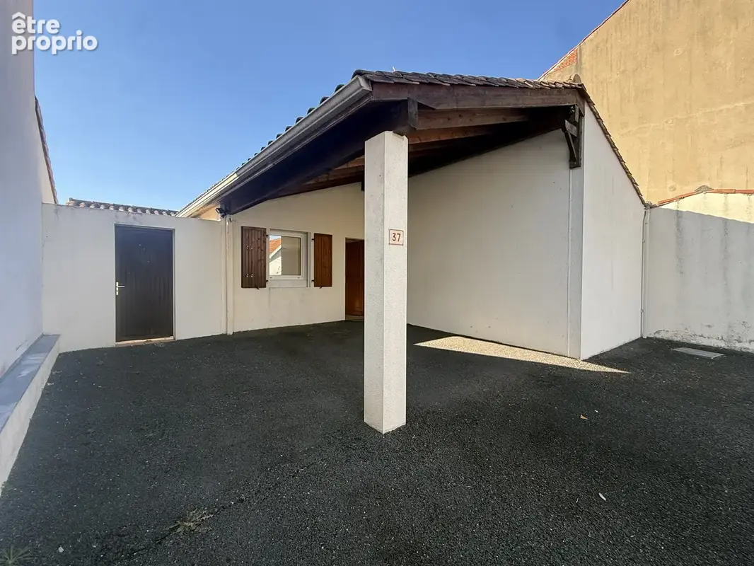 Saint Cybard -Angouleme : RARE Sur le Secteur maison de plain-pied de 145m2 a Rafraichir - photo 12
