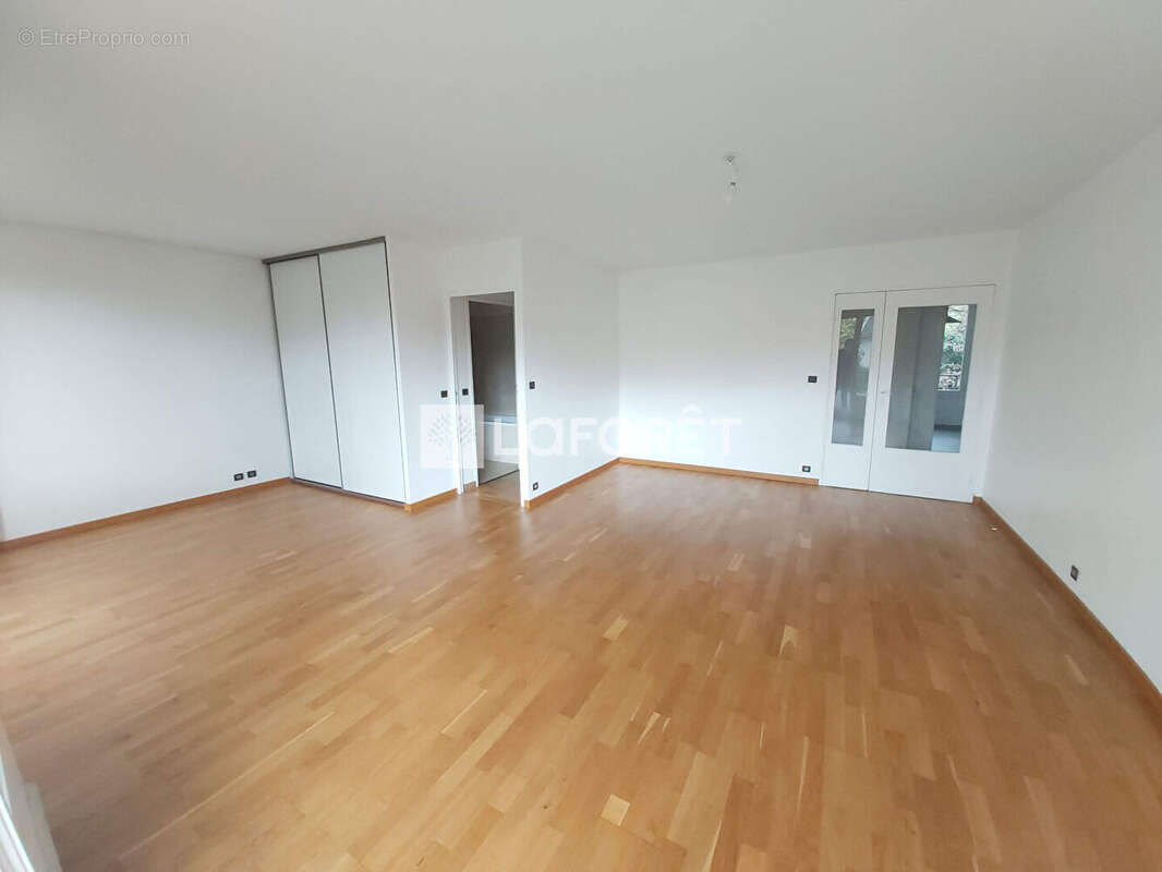 Appartement à LE RAINCY