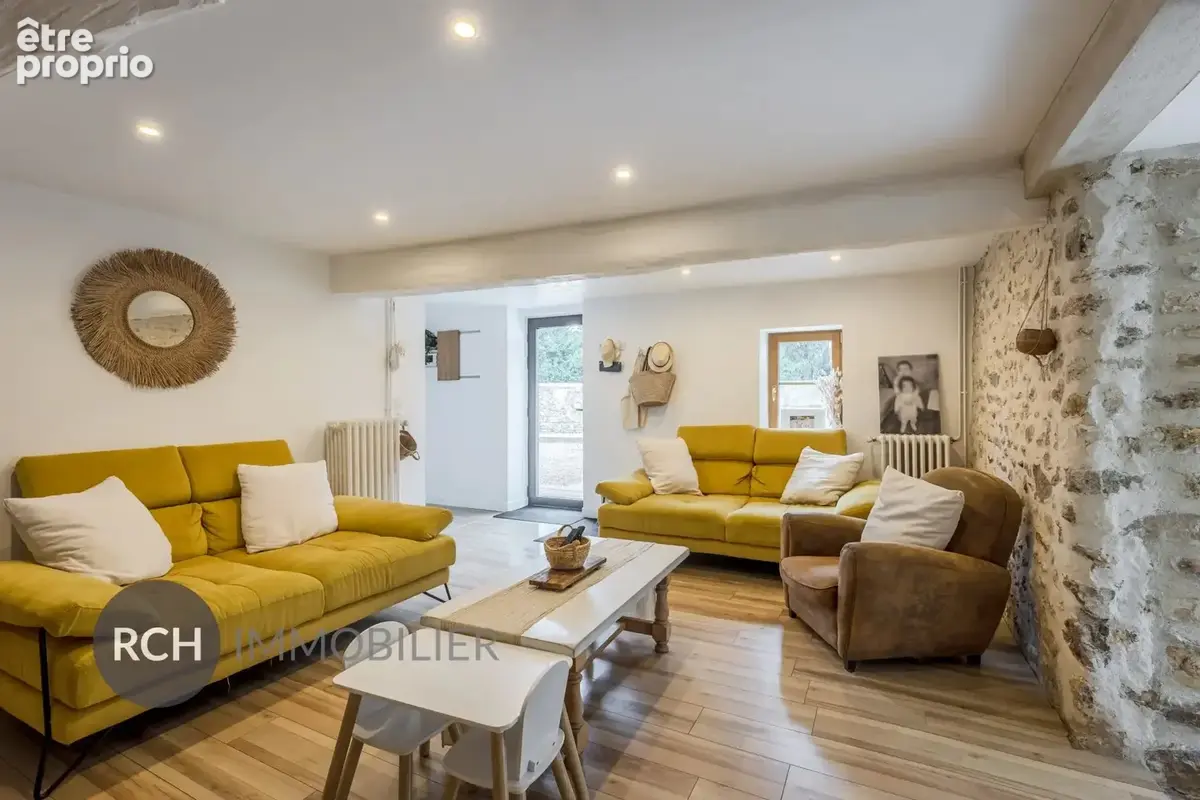 Le Mesnil Simon - Charmante maison familiale en pierre avec dépendances - photo 4