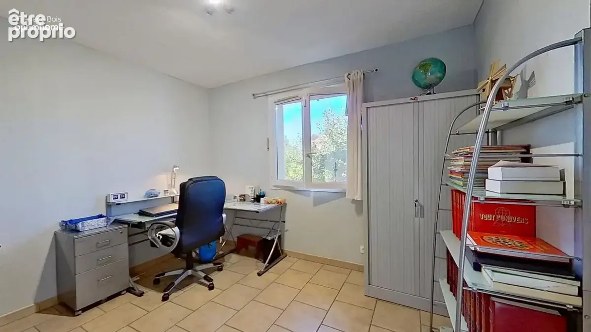 Maison familiale de 184 m² avec piscine et vue dégagée – Calme et confort - photo 18