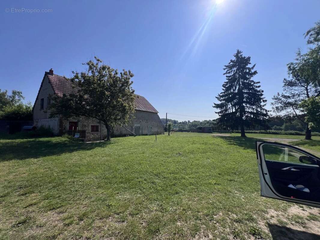 Maison à POILLY-LEZ-GIEN