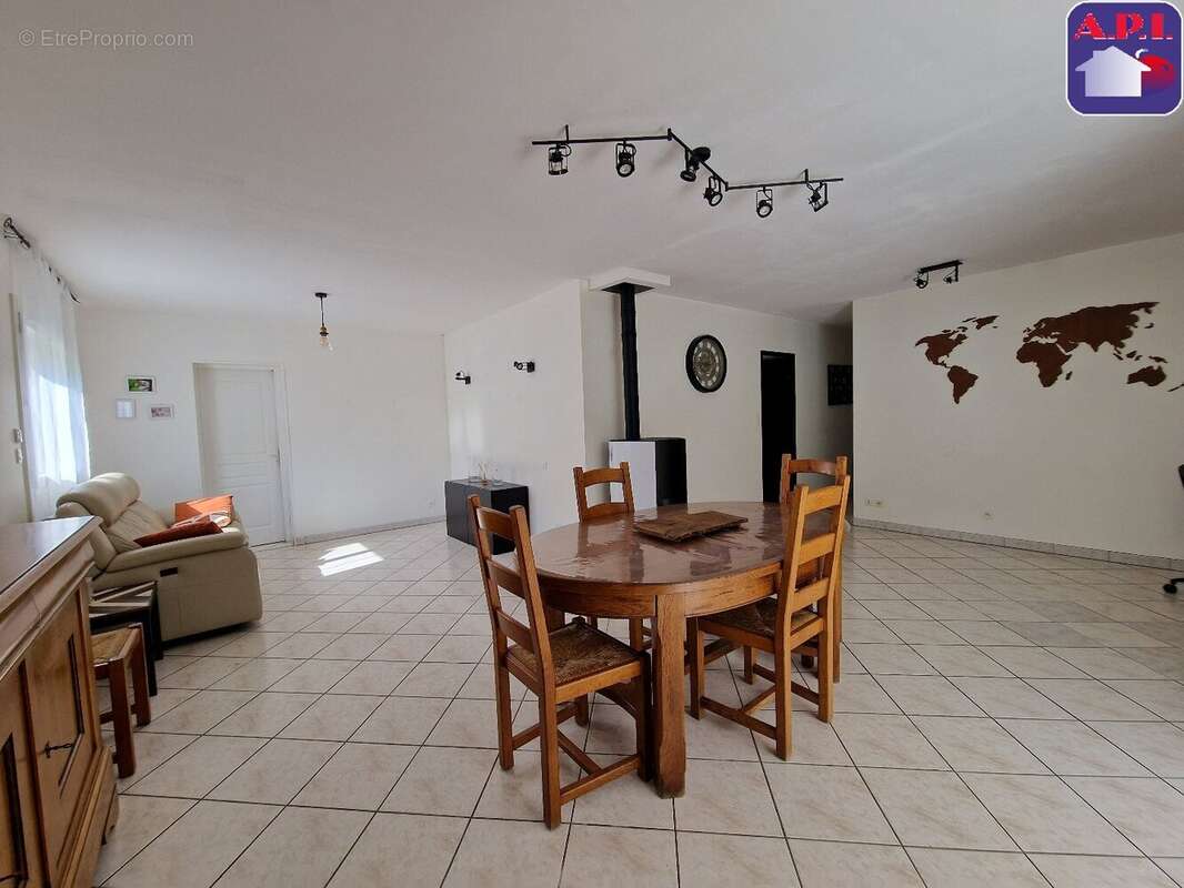 Maison à TARASCON-SUR-ARIEGE