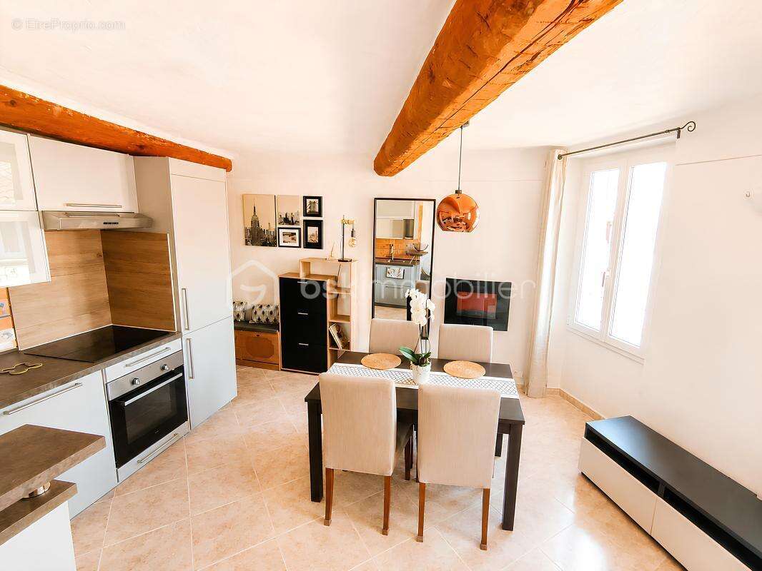 Appartement à OLLIOULES
