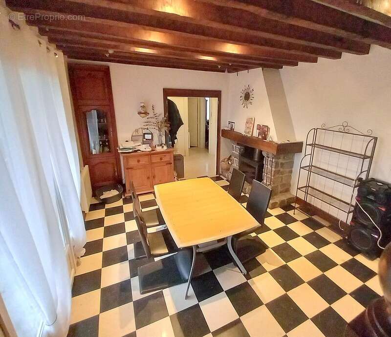 Maison à LAVAL