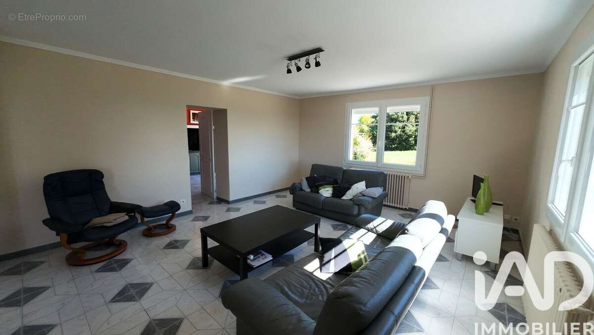 Photo 7 - Maison à GAZAUPOUY