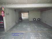 Parking à PARIS-20E