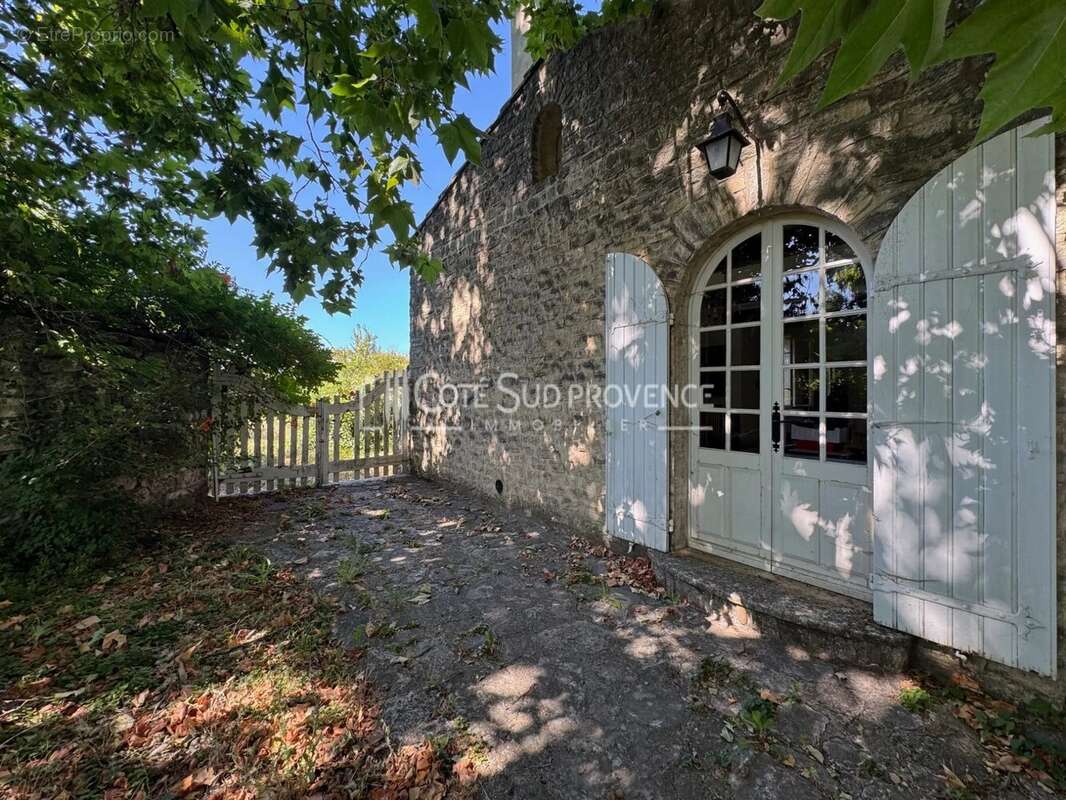 Propriete pernes les fontaines - photo 53