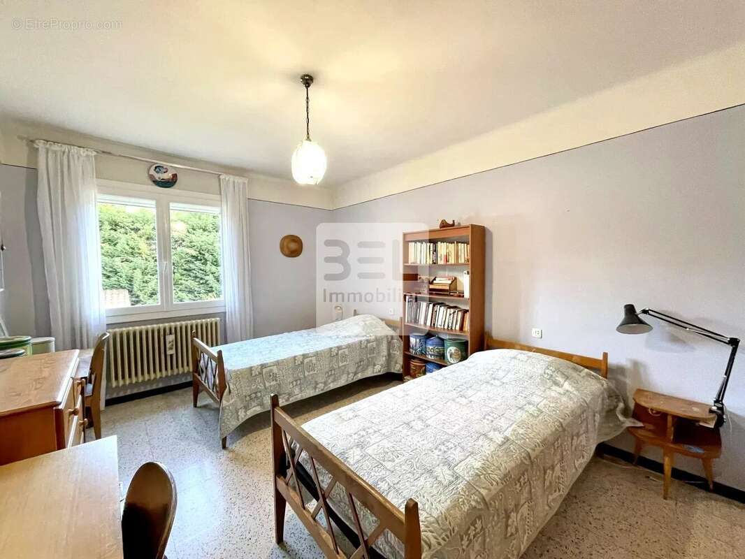 Maison à BAGNOLS-SUR-CEZE