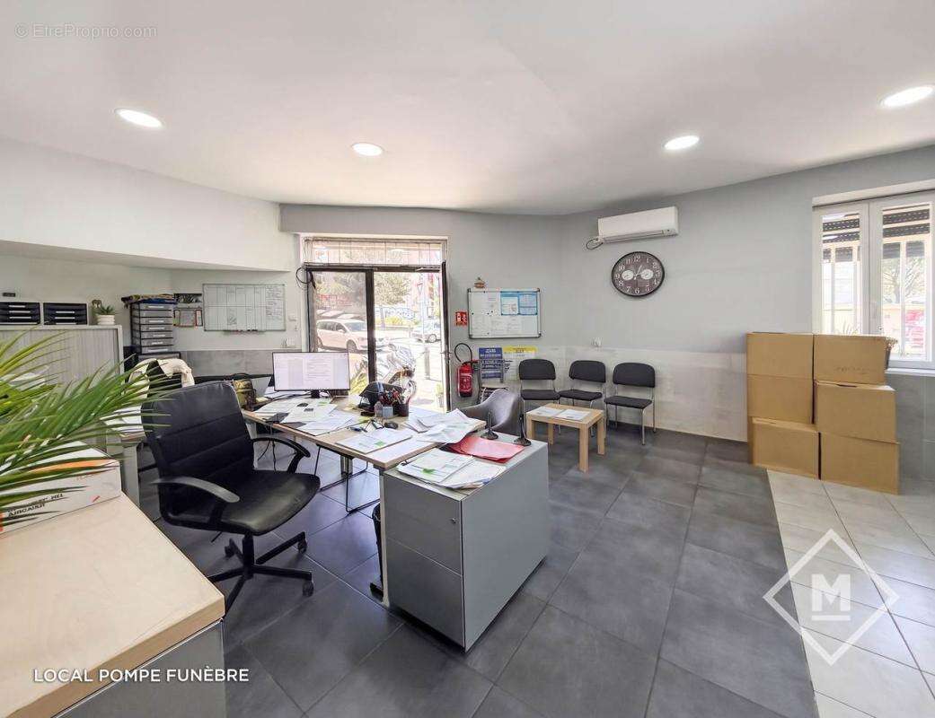 Appartement à MARSEILLE-3E