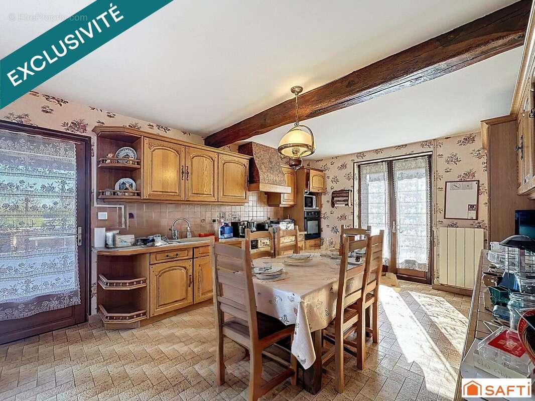 Photo 2 - Maison à VILLECHETIVE